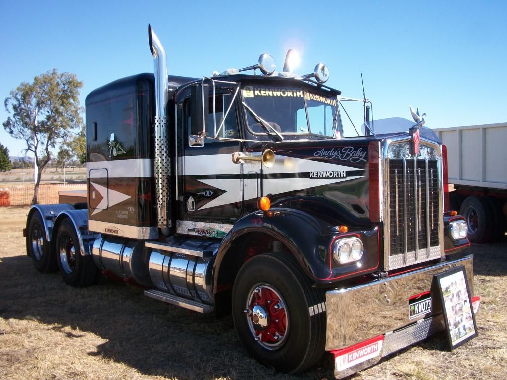 Biloela QLD Old wheels in motion rally Antique Tractors Forum
