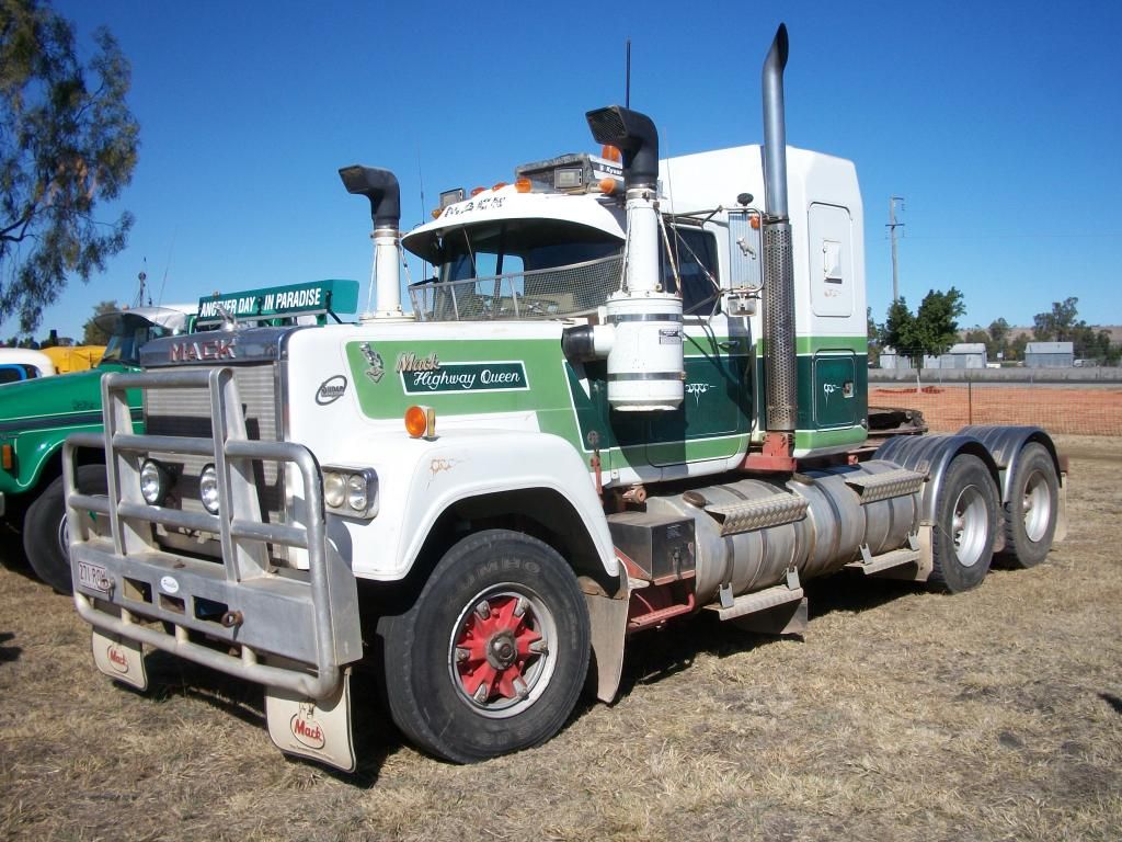 Biloela QLD Old wheels in motion rally Antique Tractors Forum