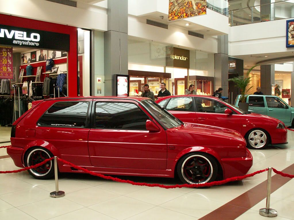 2 weeks later another tuning event this time inside a mall much better 